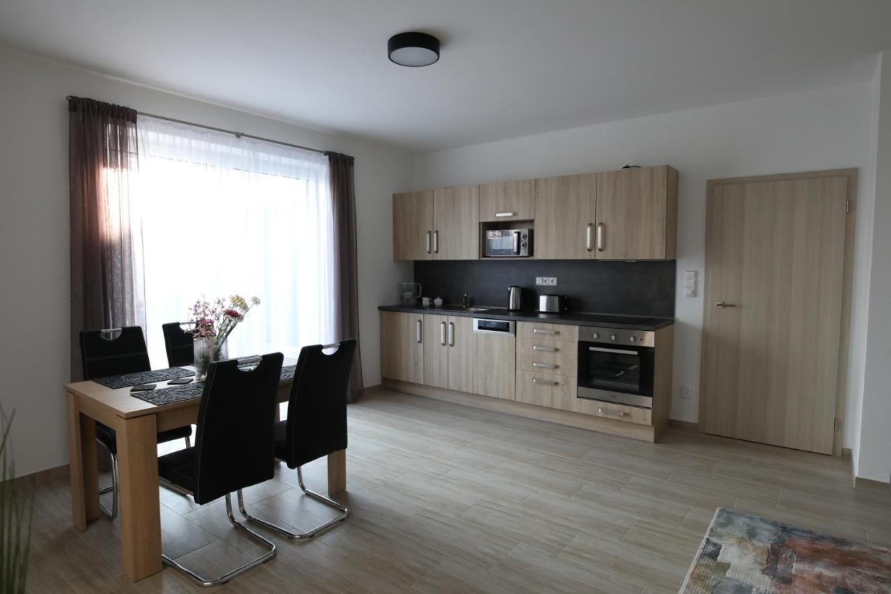 Apartmány Allis Lipno nad Vltavou Esterno foto