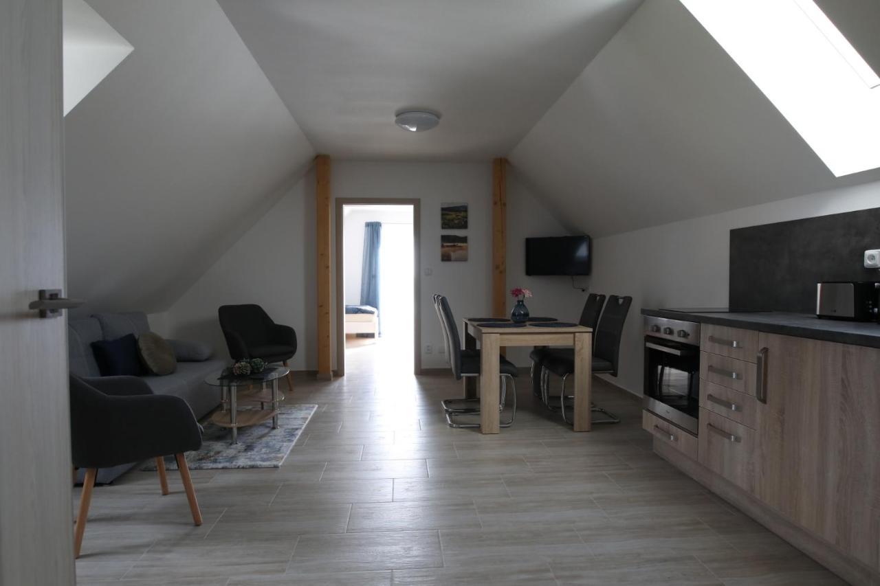 Apartmány Allis Lipno nad Vltavou Esterno foto