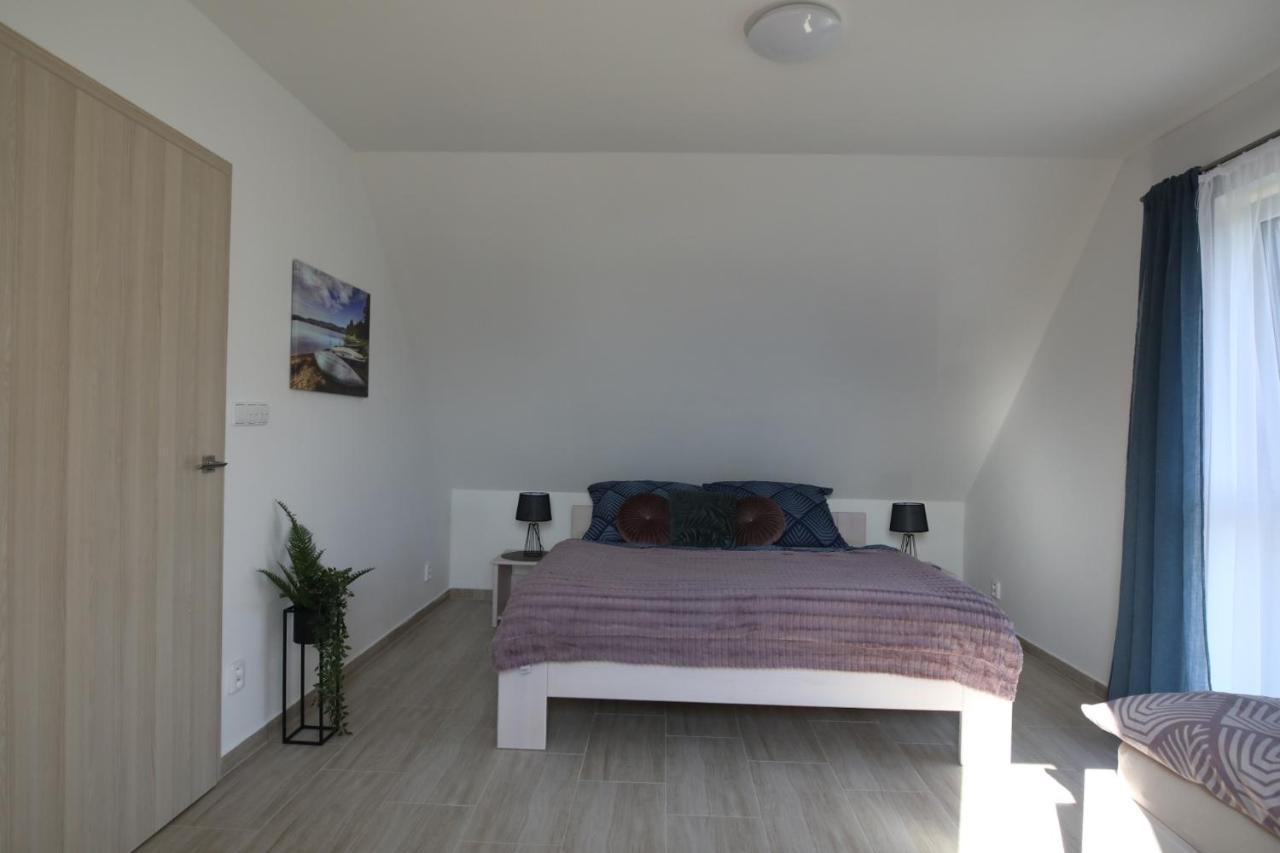 Apartmány Allis Lipno nad Vltavou Esterno foto