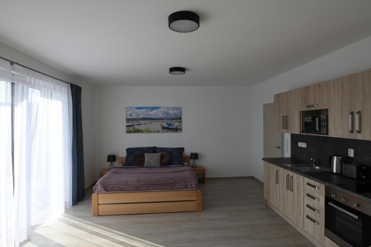 Apartmány Allis Lipno nad Vltavou Esterno foto
